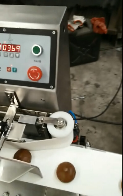 Машины торта луны 60 частей/минуты штемпелюя для пищевой промышленности
