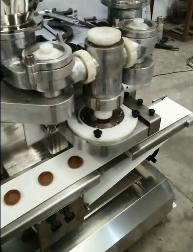 Автоматическая Encrusting машина для масла Mochi/затира красной фасоли